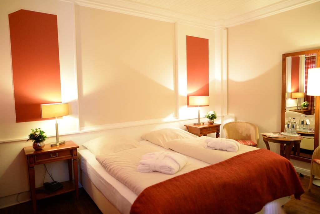 Gut Altona Hotell Dötlingen Exteriör bild