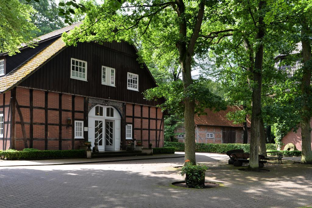 Gut Altona Hotell Dötlingen Exteriör bild