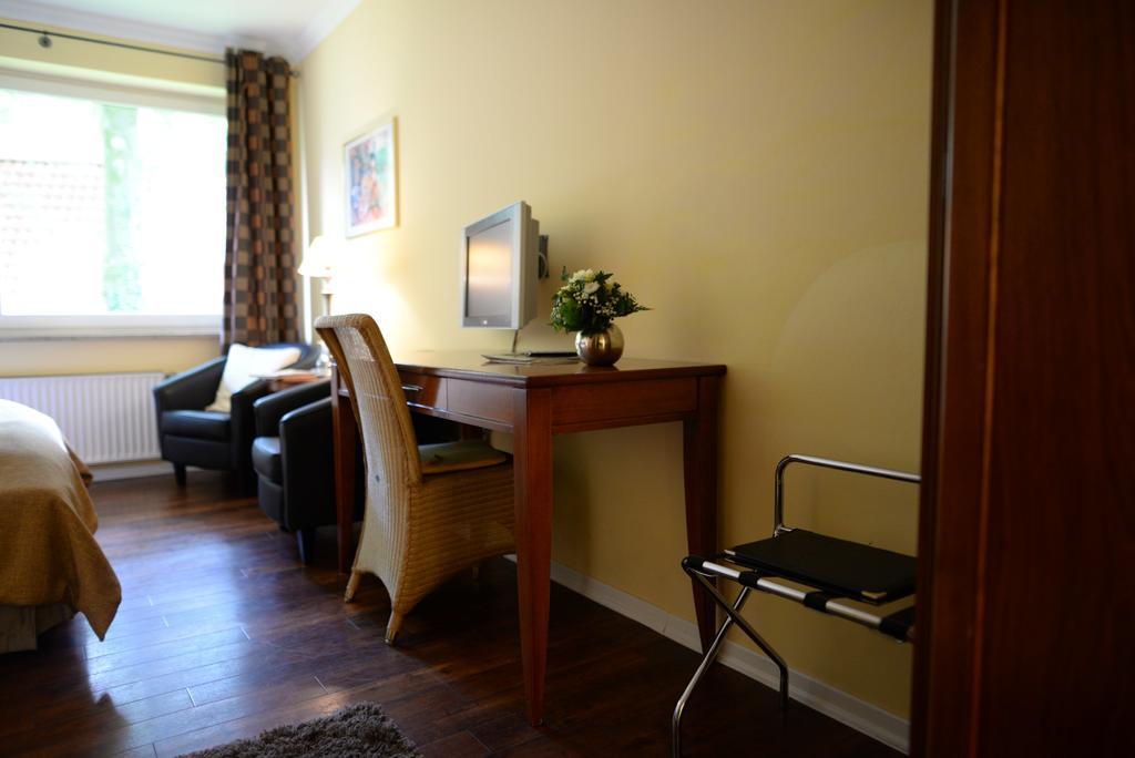 Gut Altona Hotell Dötlingen Rum bild